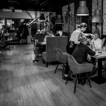 Apartment Aparthotel Gostyn 4*