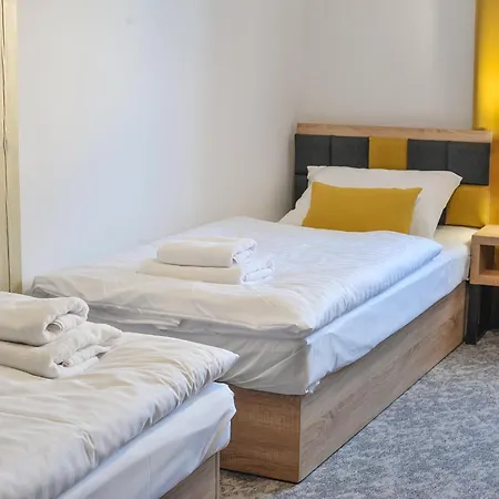 Aparthotel Gostyn 4*